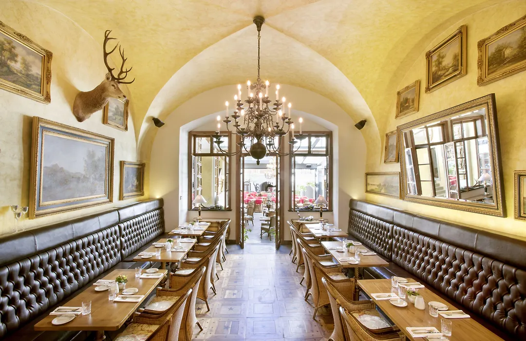 Iron Gate Hotel & Suites Prague By Bhg-1