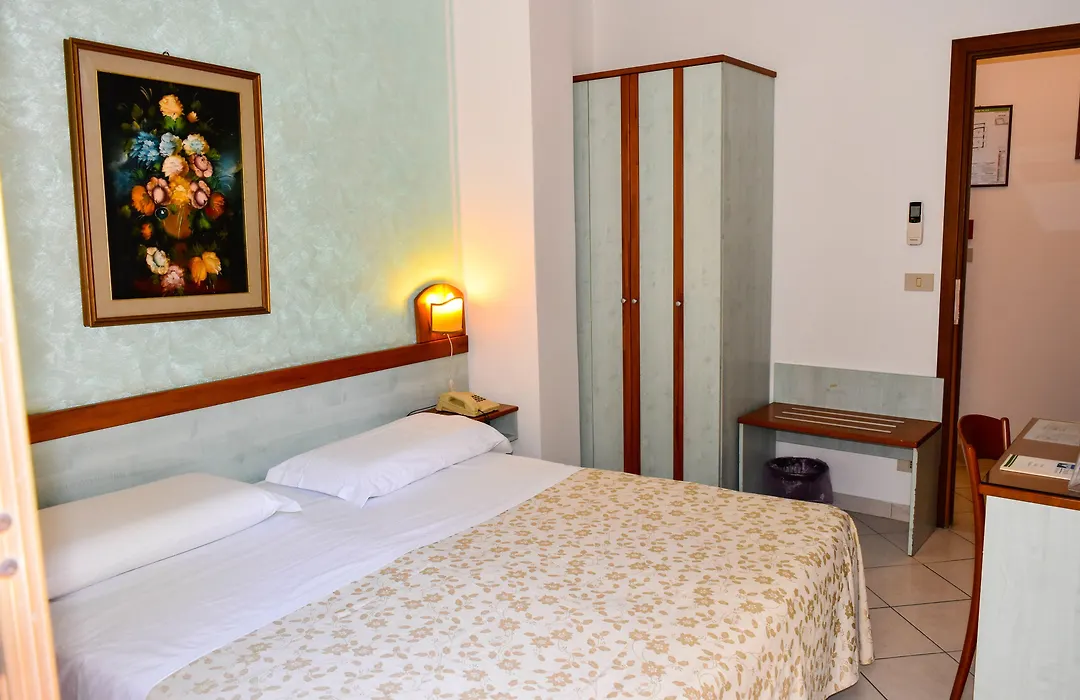 Hotel Condor-1