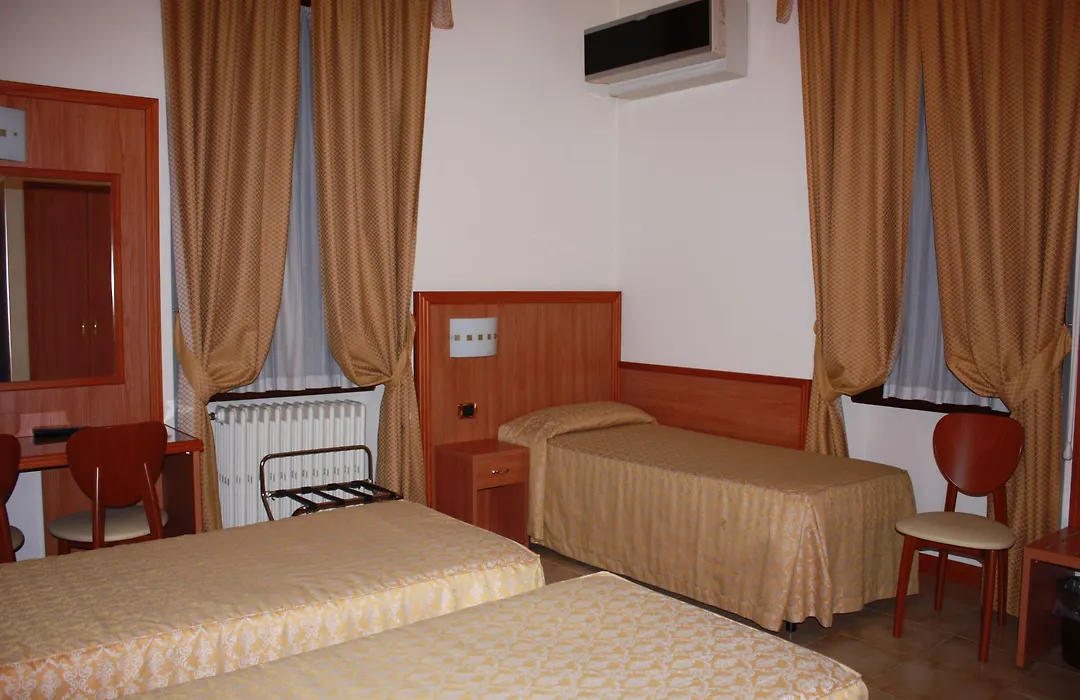 Piccolo Hotel-1