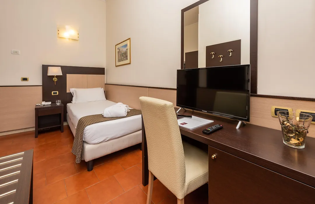 Shg Hotel Portamaggiore-1