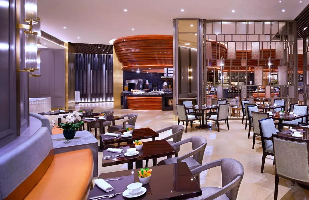 The Ritz-Carlton Jakarta, Mega Kuningan-1