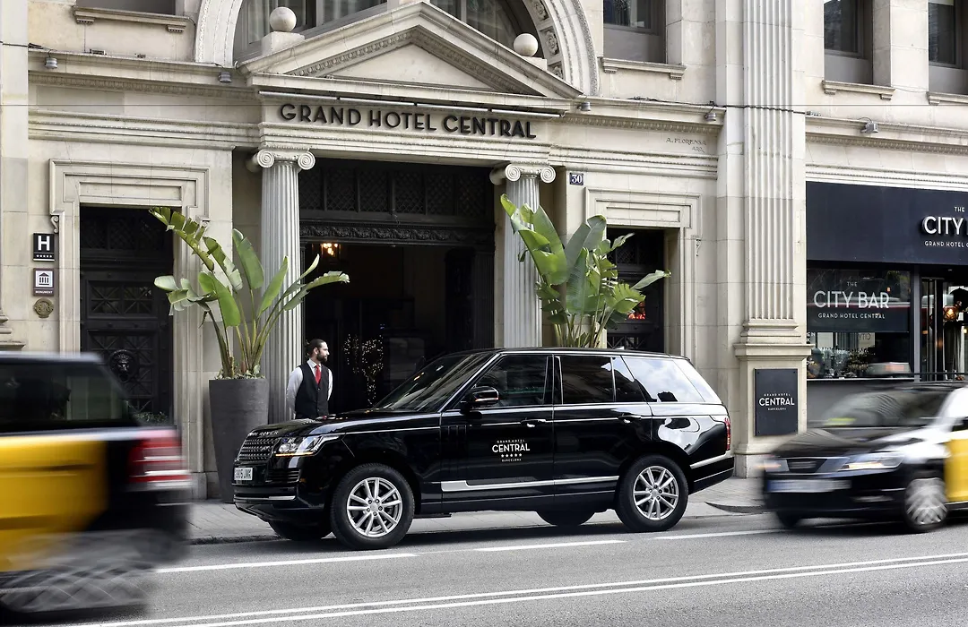 Grand Hotel Central, Small Luxury Hotels-1