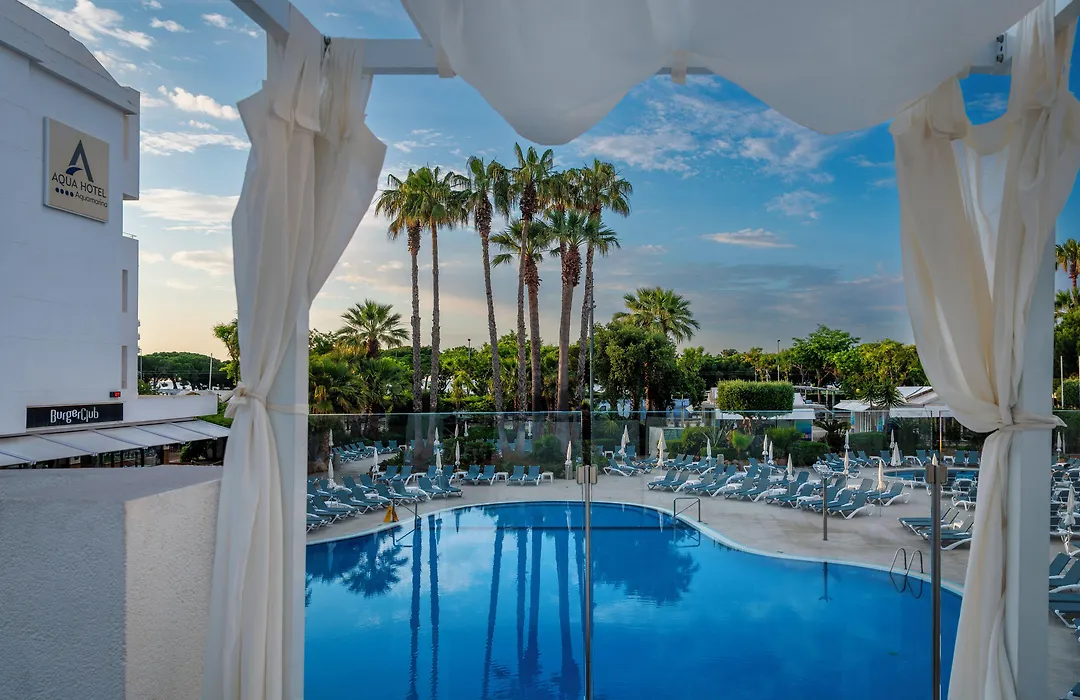 Aqua Hotel Aquamarina & Spa-1