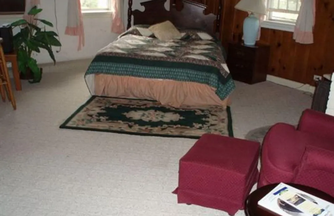 1768 Country Inn-1