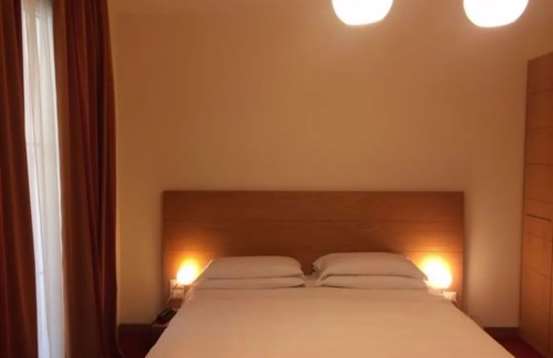 Accademia Hotel-1