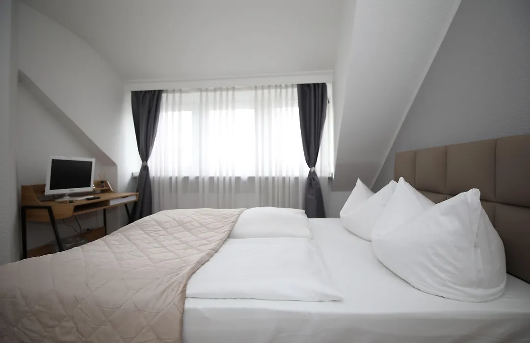 TM Hotel Düsseldorf-1