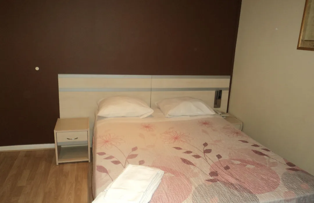 Hotel Albergo-1