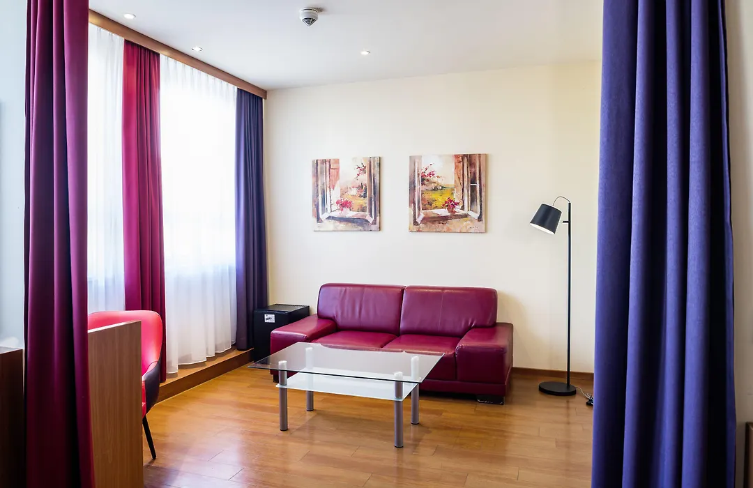 Star G Hotel München Schwabing-1