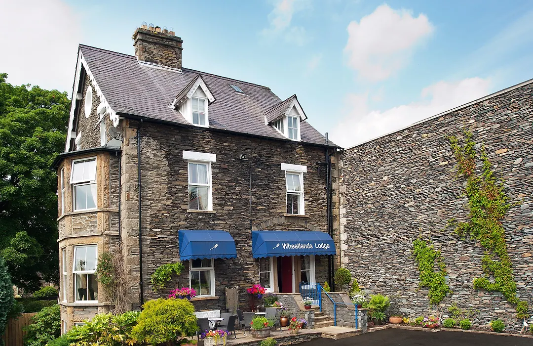Wheatlands Lodge-Windermere - Award Winning - Adult Only - Free Car Park-1