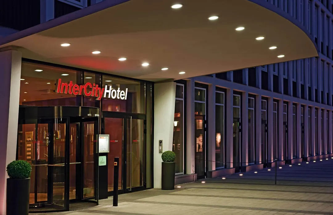 Intercityhotel Hannover-1