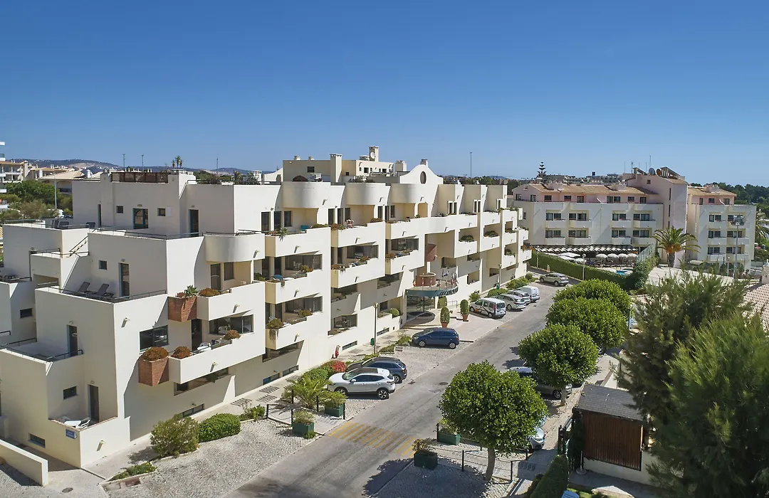 Oceanus Aparthotel-1