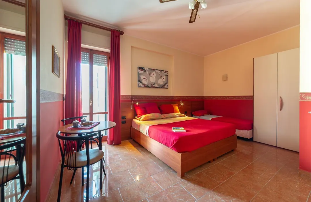 Aurora Rooms-1