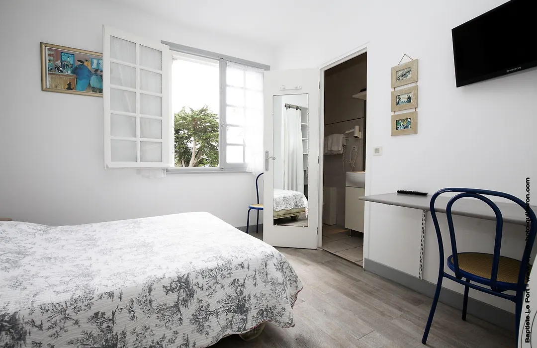 Hotel Men Er Vro-1