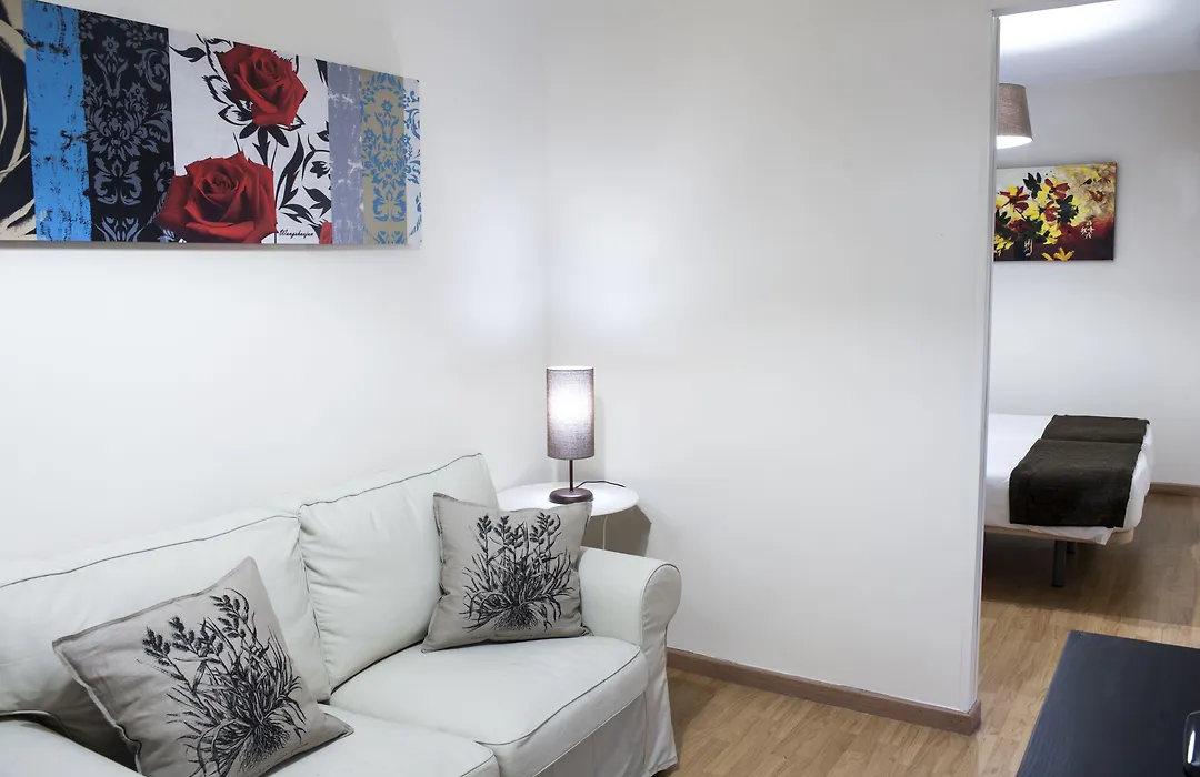 Thc Gran Via Hostel-1
