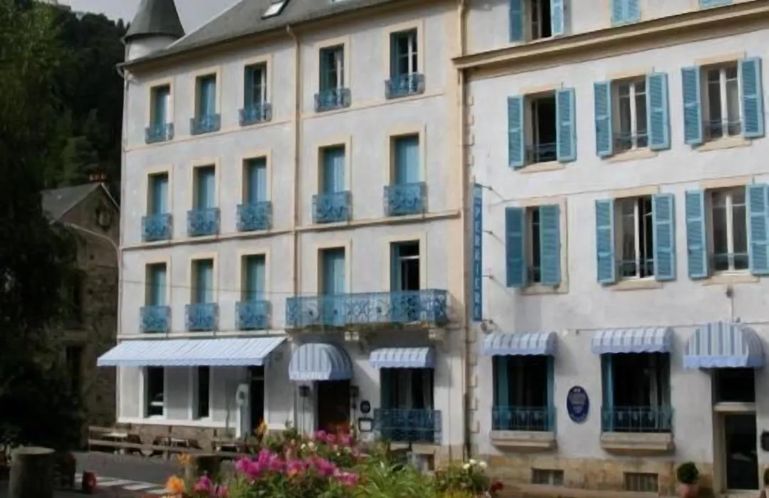 Cleotel-1