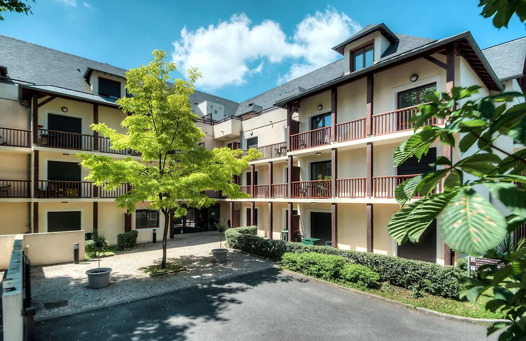 Comfort Aparthotel Lourdes L'Acacia-1