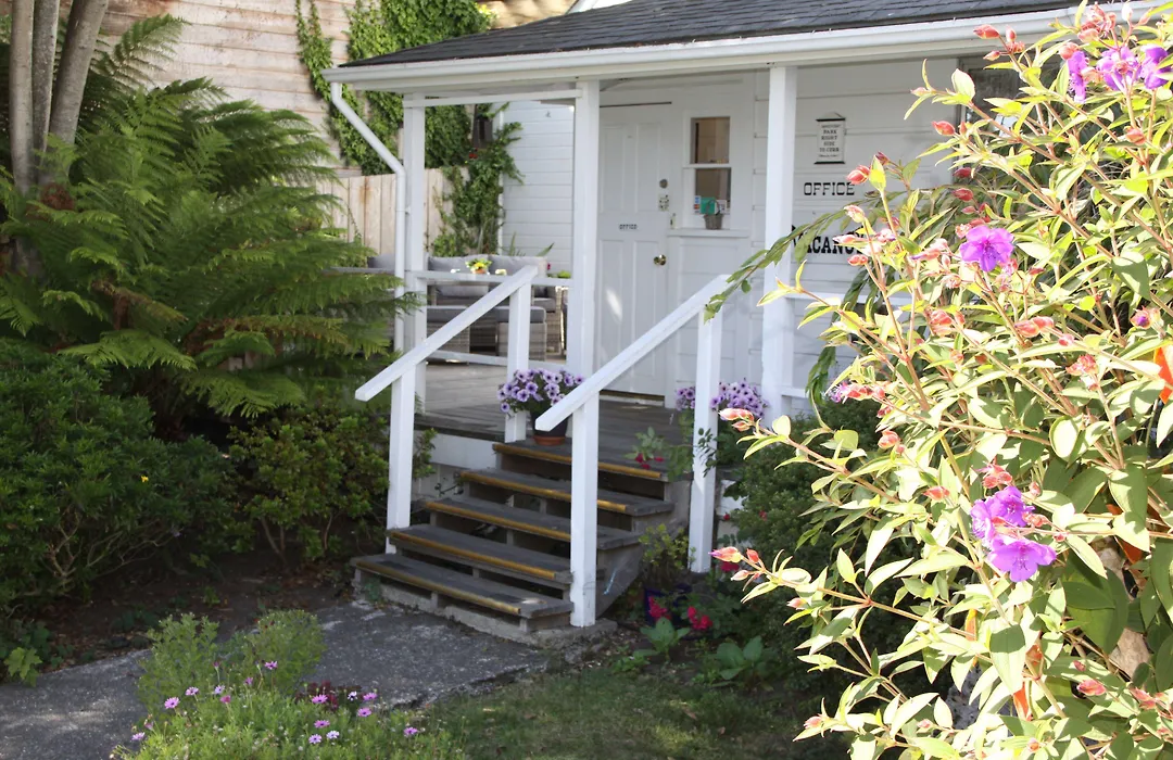 Seagull Inn-1