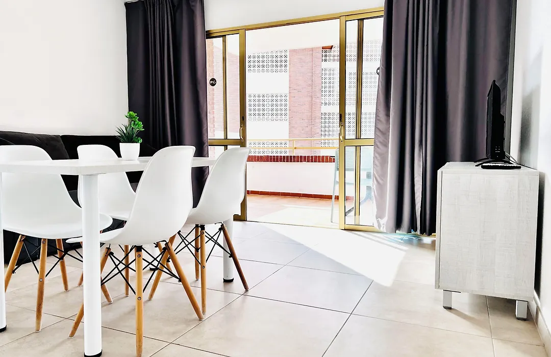 Trebol One Apartments By Mc-1