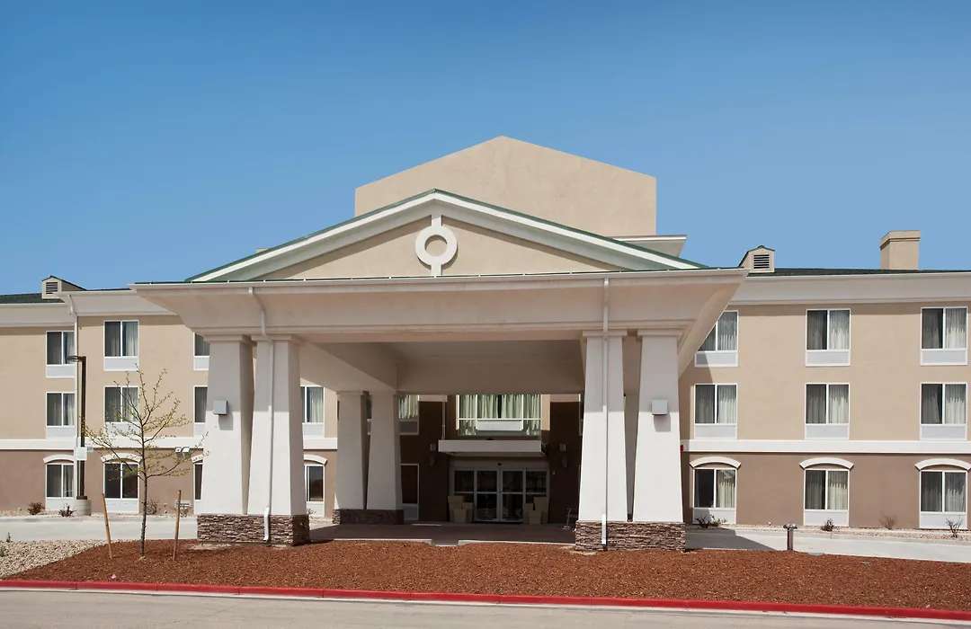 Holiday Inn Express Hotel & Suites Lamar By Ihg-1