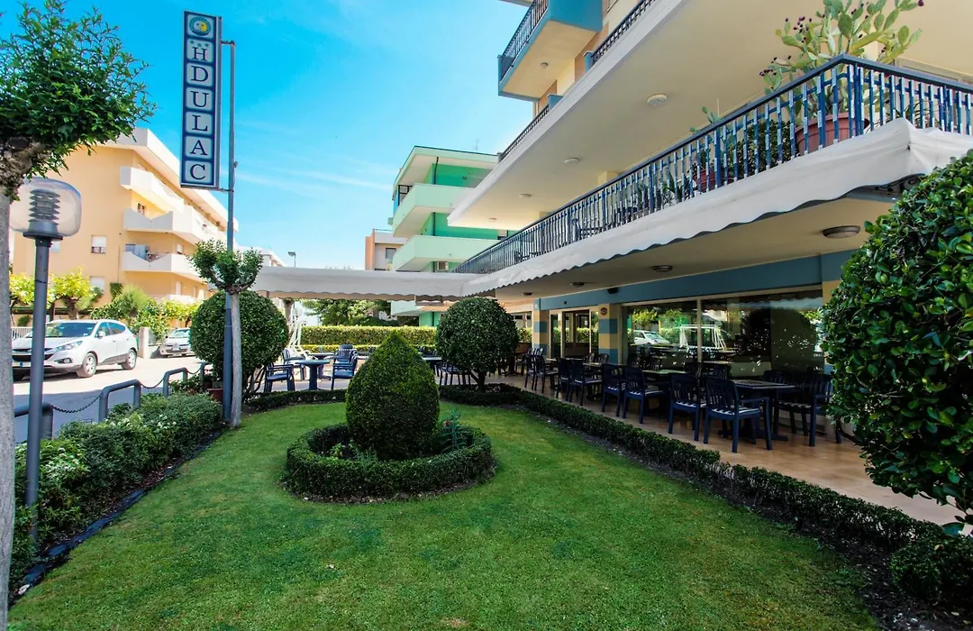 Hotel Du Lac-1