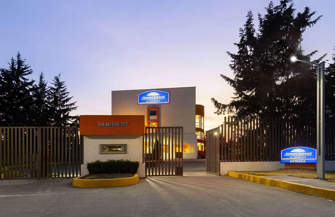 Howard Johnson By Wyndham Toluca-1