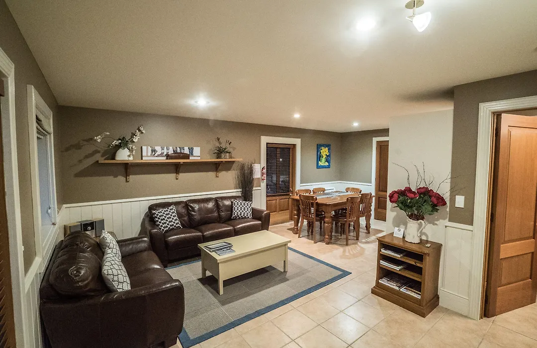 Manata Homestead & Lodge-1