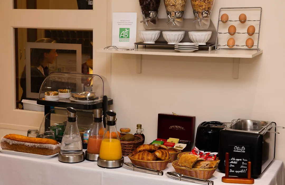 Queens Boutique Hotel-1