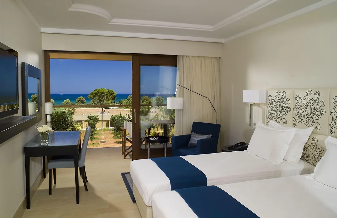 Kernos Beach Hotel & Bungalows-1