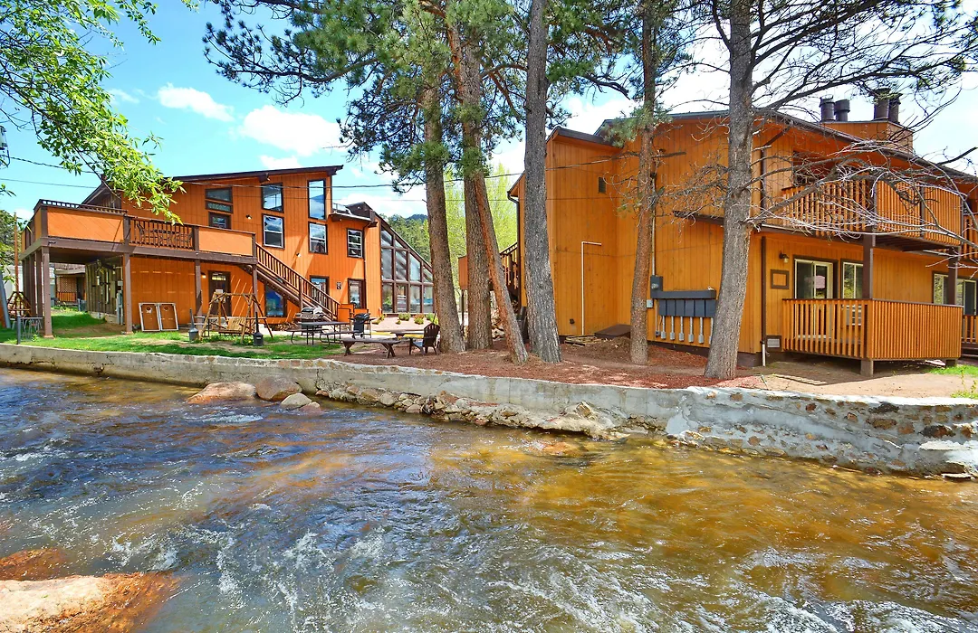 Murphy'S River Lodge-1