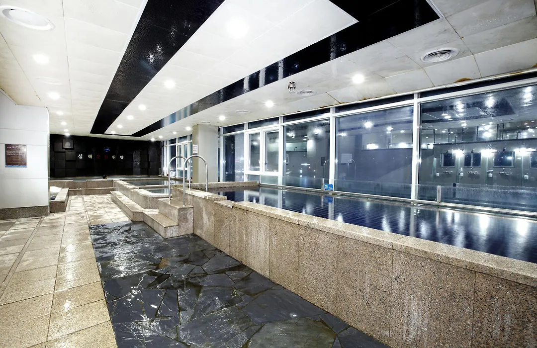 Hotel Aqua Palace-1
