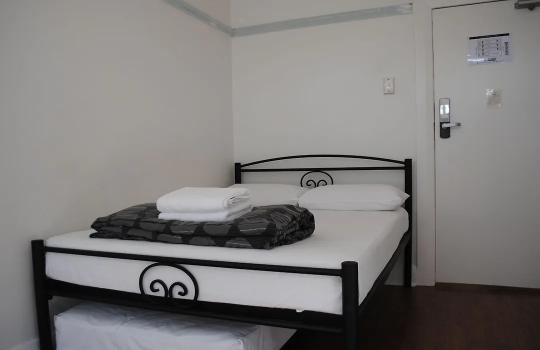 Highfield Private Hotel-1