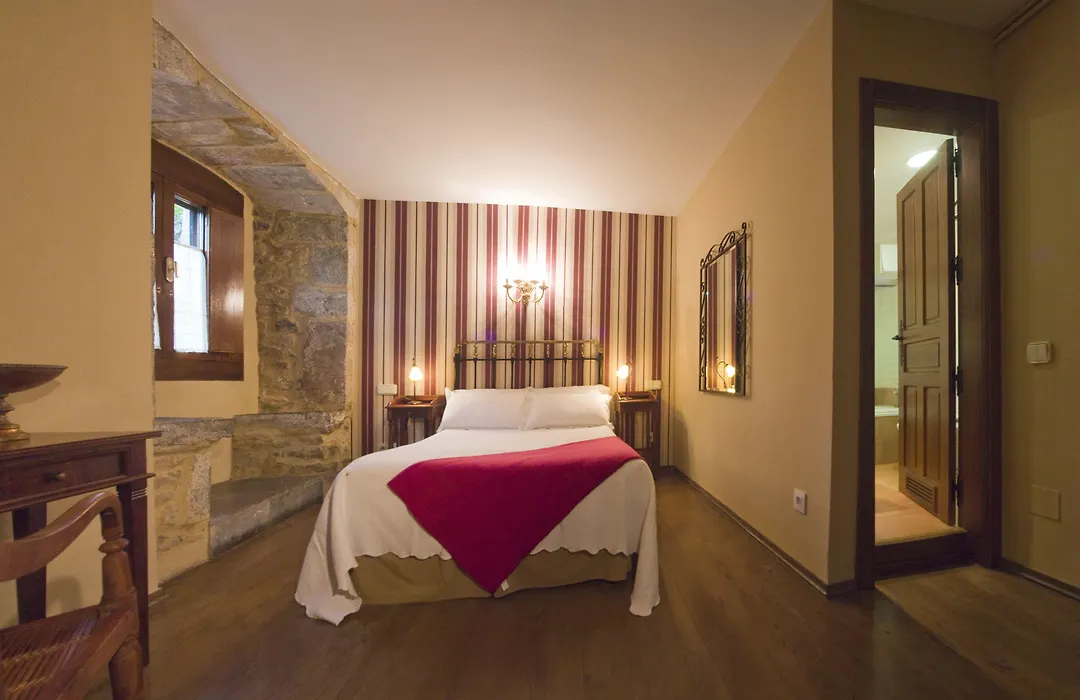 Hotel Castillo Valdés Salas-1