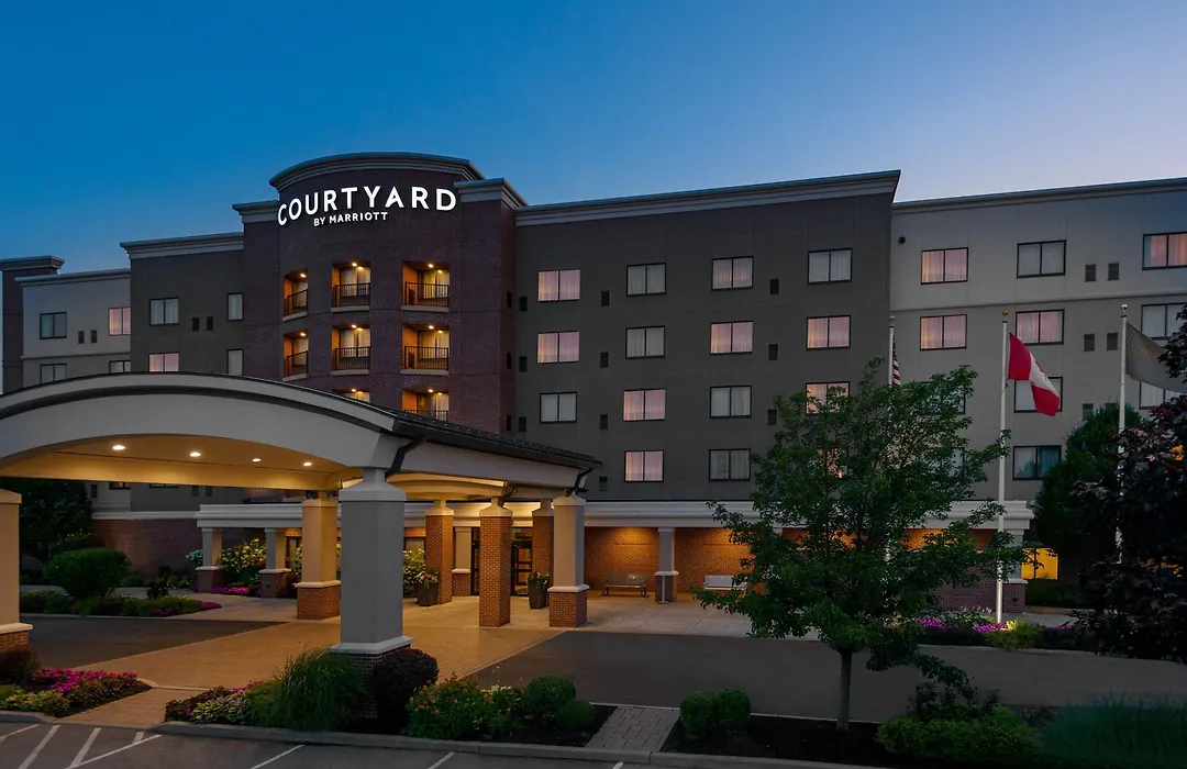 Courtyard By Marriott Buffalo Airport-1