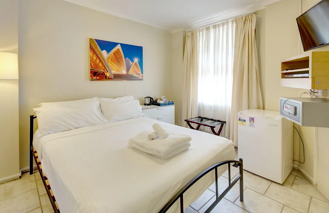 Neutral Bay Lodge-1