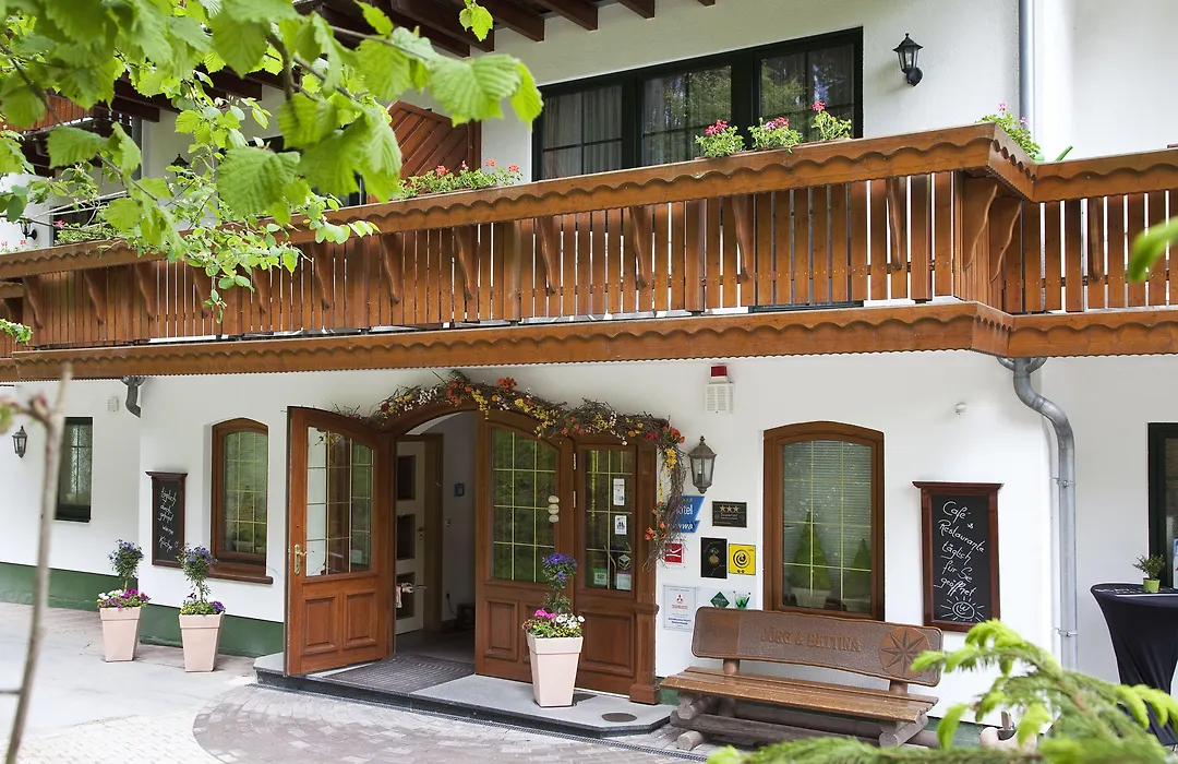 Wald Hotel Willingen-1