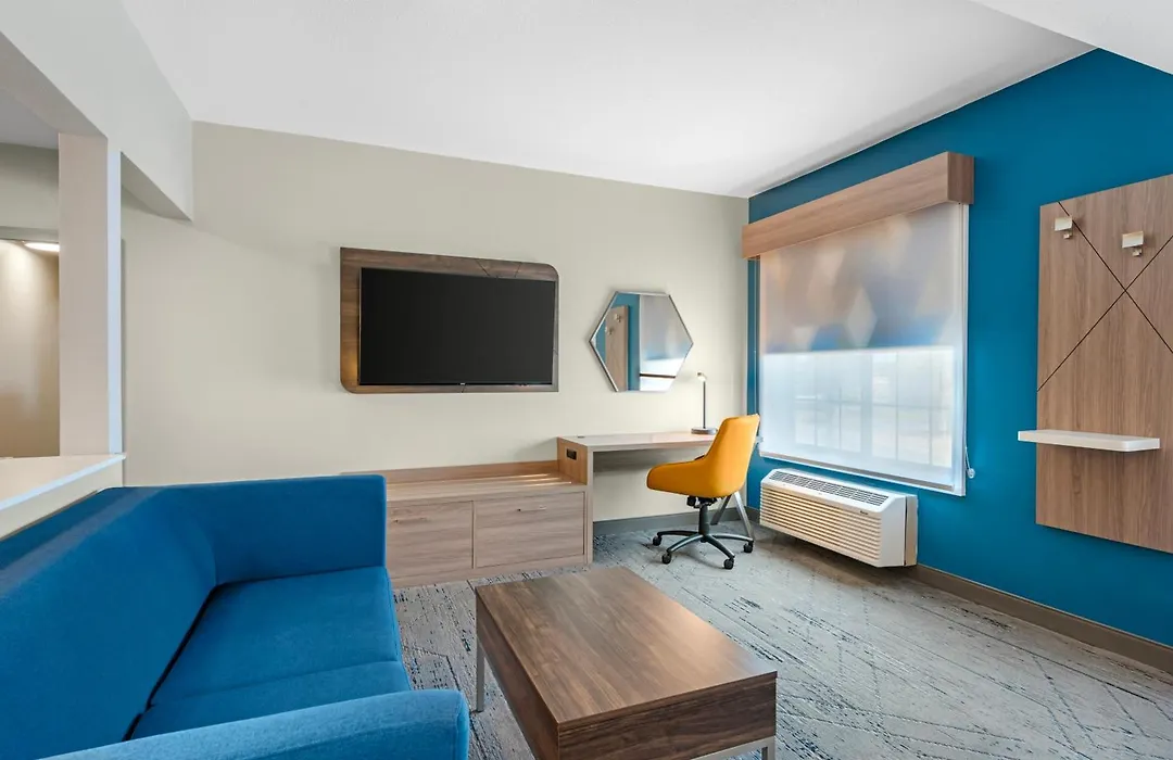 Holiday Inn Express & Suites Indianapolis - East By Ihg-1