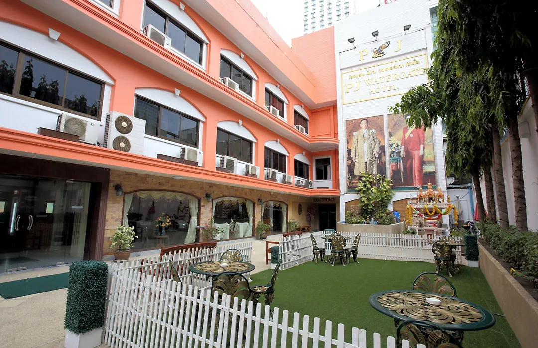 PJ Watergate Hotel-1