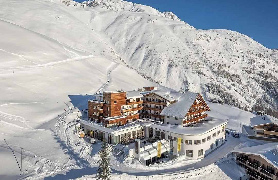Hotel Hochsölden-1