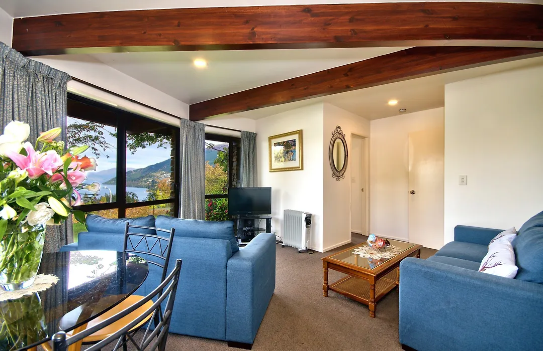 Balmoral Lodge-1