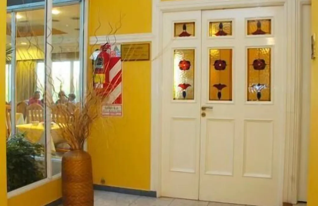 Hotel Provincial-1