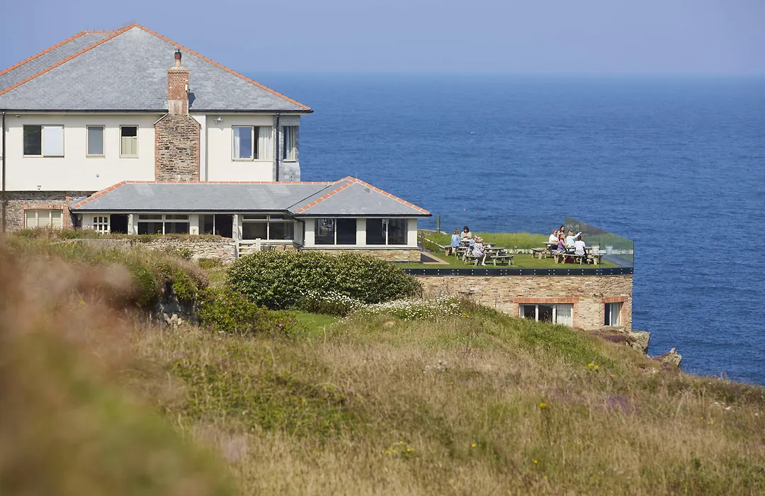 The Lewinnick Lodge-1