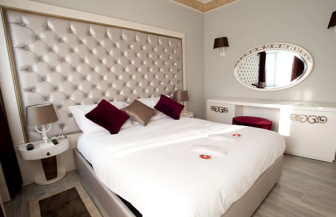 Suite Milano Duomo-1