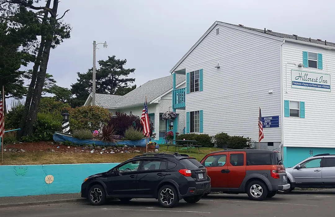 Hillcrest Inn-1