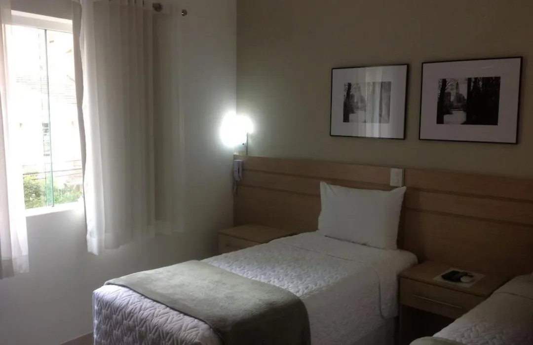 Upper Hotel-1