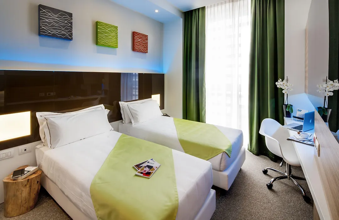 Hotel Degli Arcimboldi-1