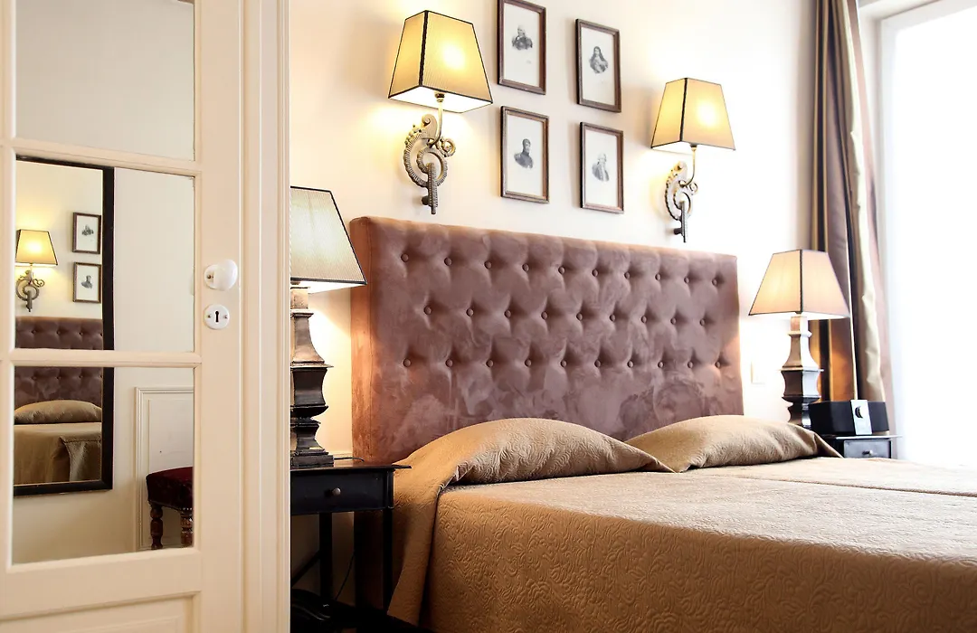 Hotel Saint-Louis en L'Isle-1