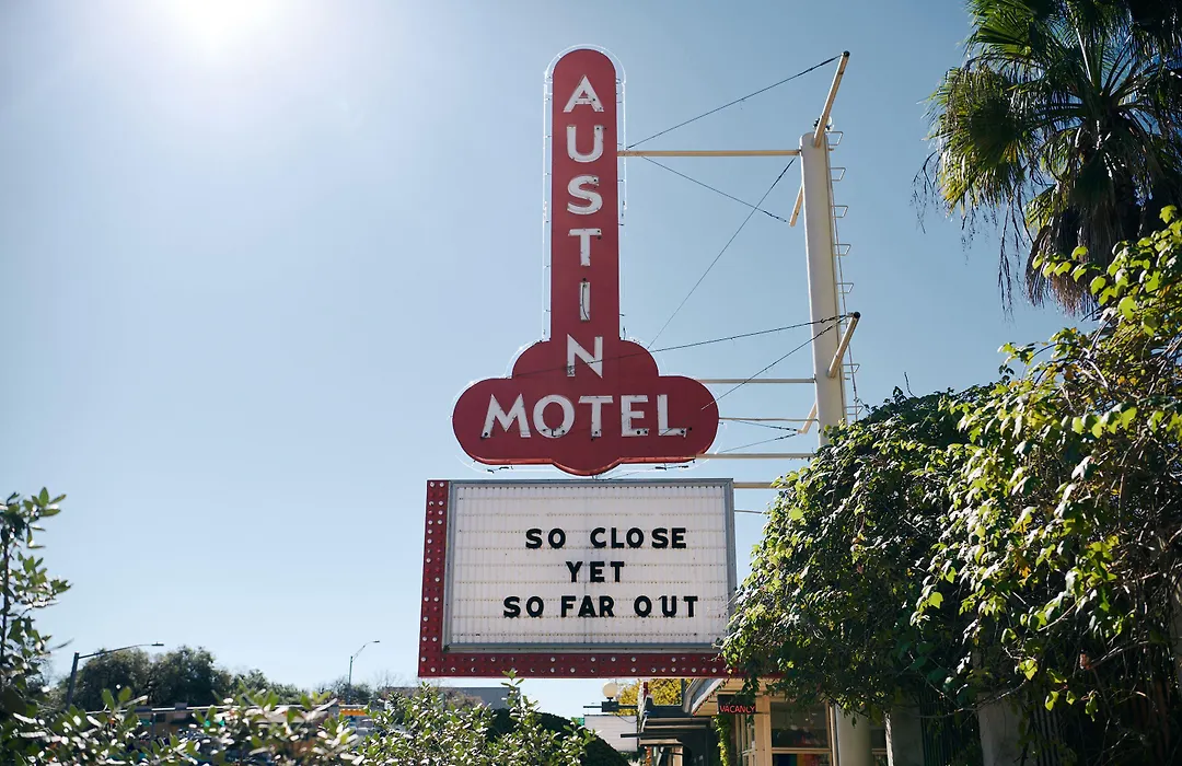 Austin Motel-1