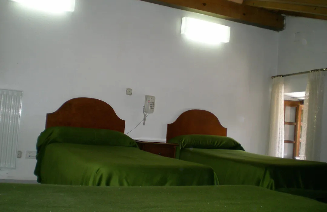 Hotel Puerta Romeros-1