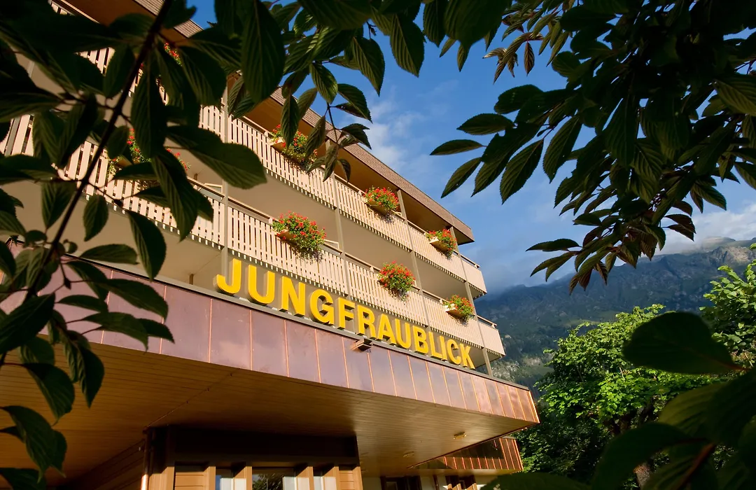Hotel Jungfraublick-1