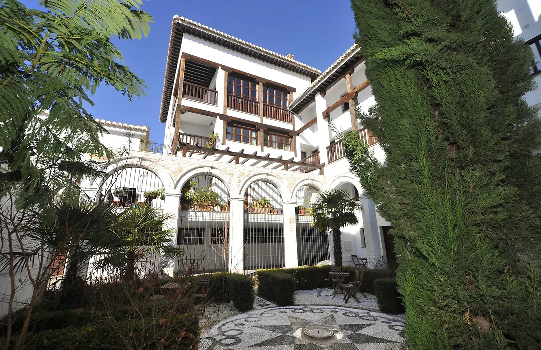 Smart Suites Albaicin-1